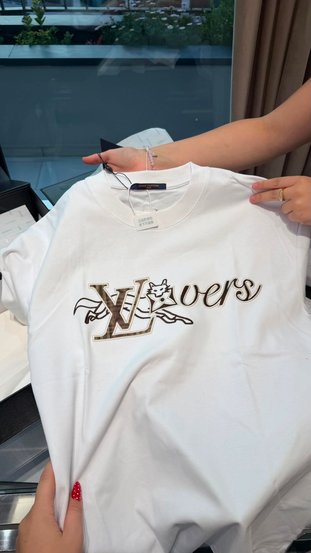 T-shirt