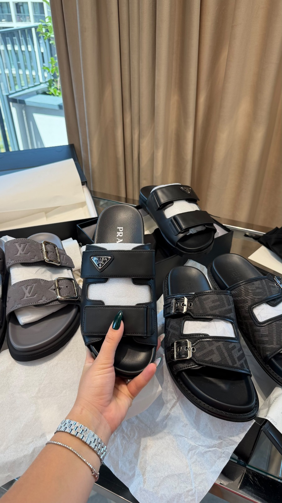 Prada Shoes photo 3