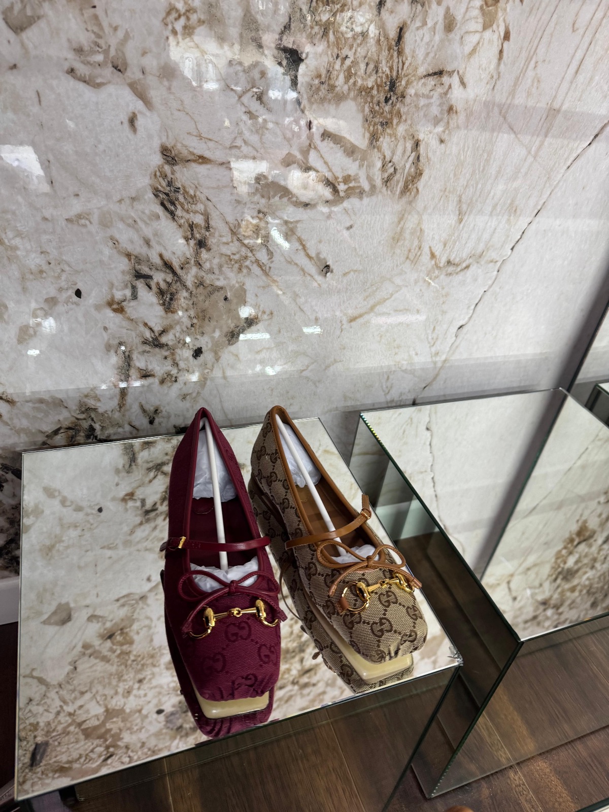 Gucci Shoes photo 2