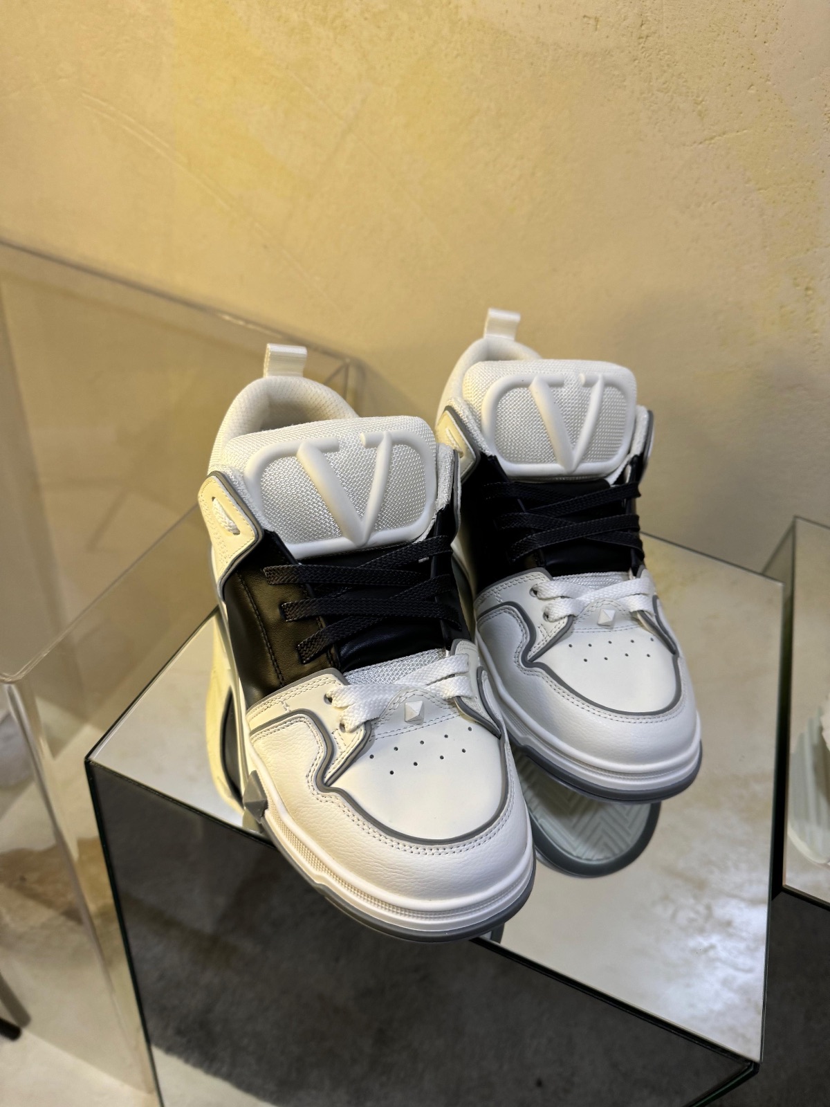 Valentino Shoes photo 2