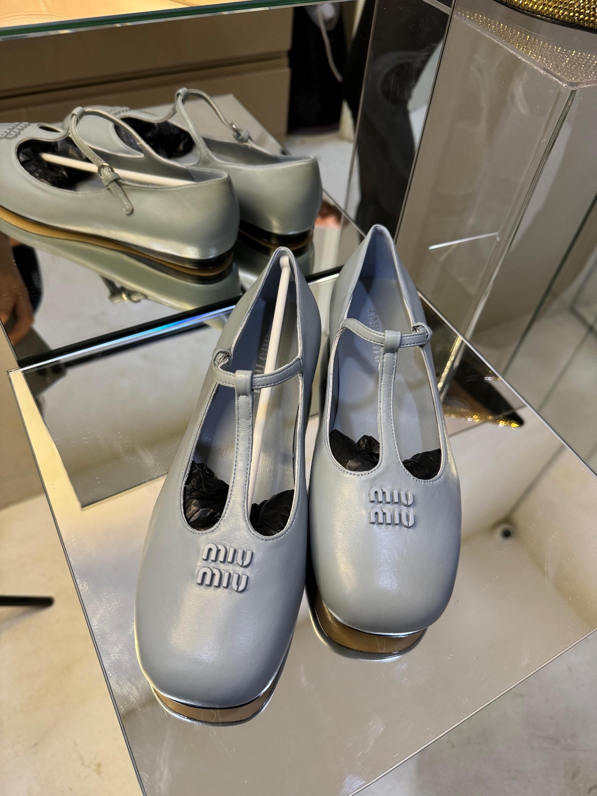 Miu Miu Shoes photo 2