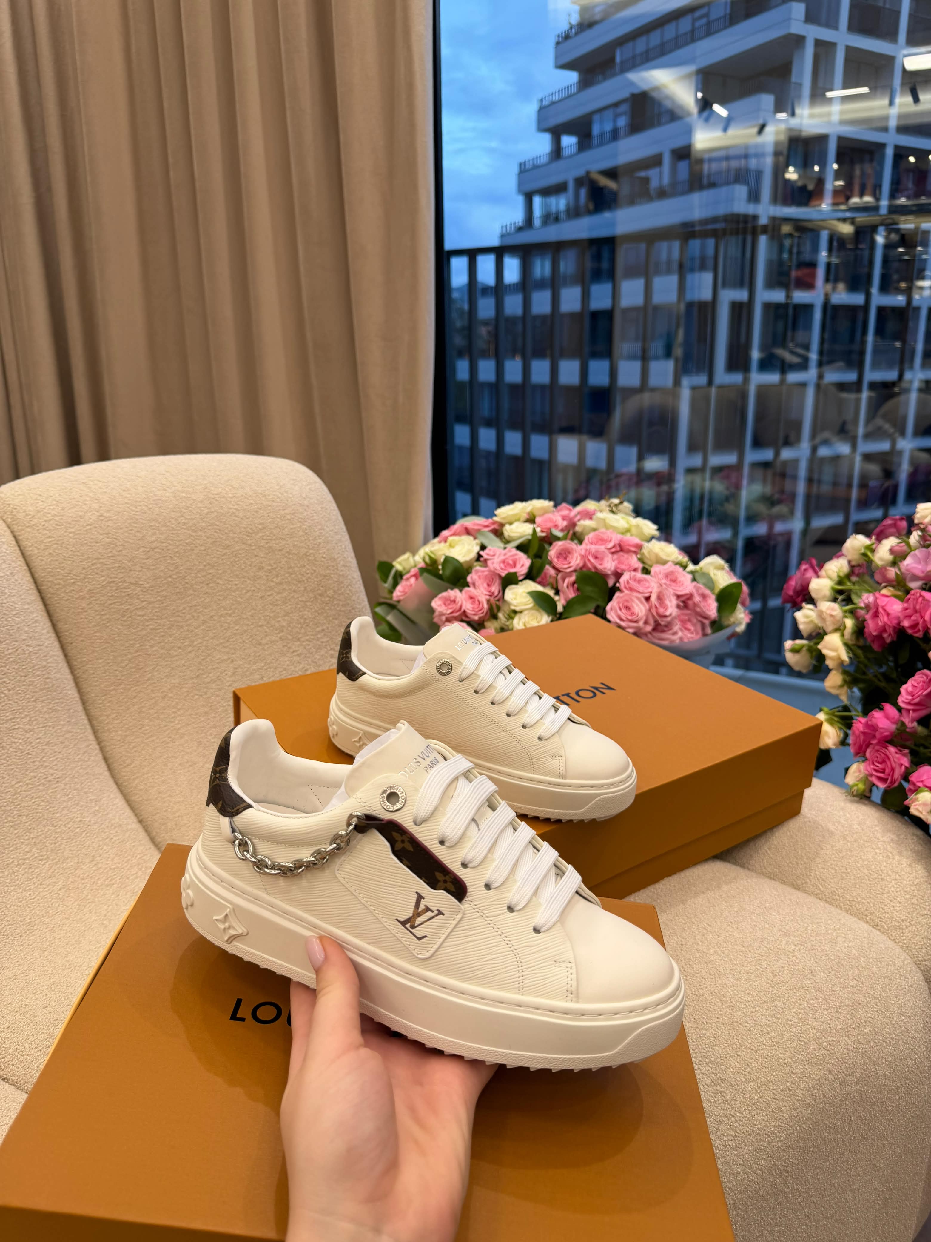 Dior B27 Sneakers photo 4